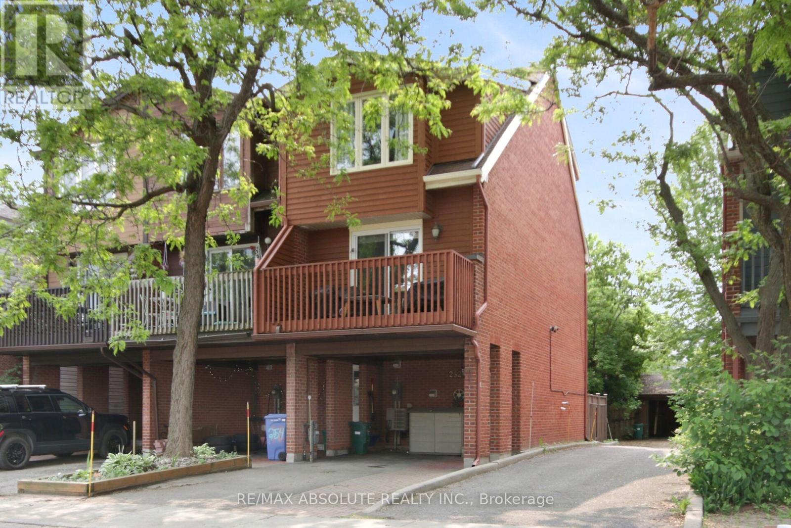 Property at 252 BRUYERE STREET image 1