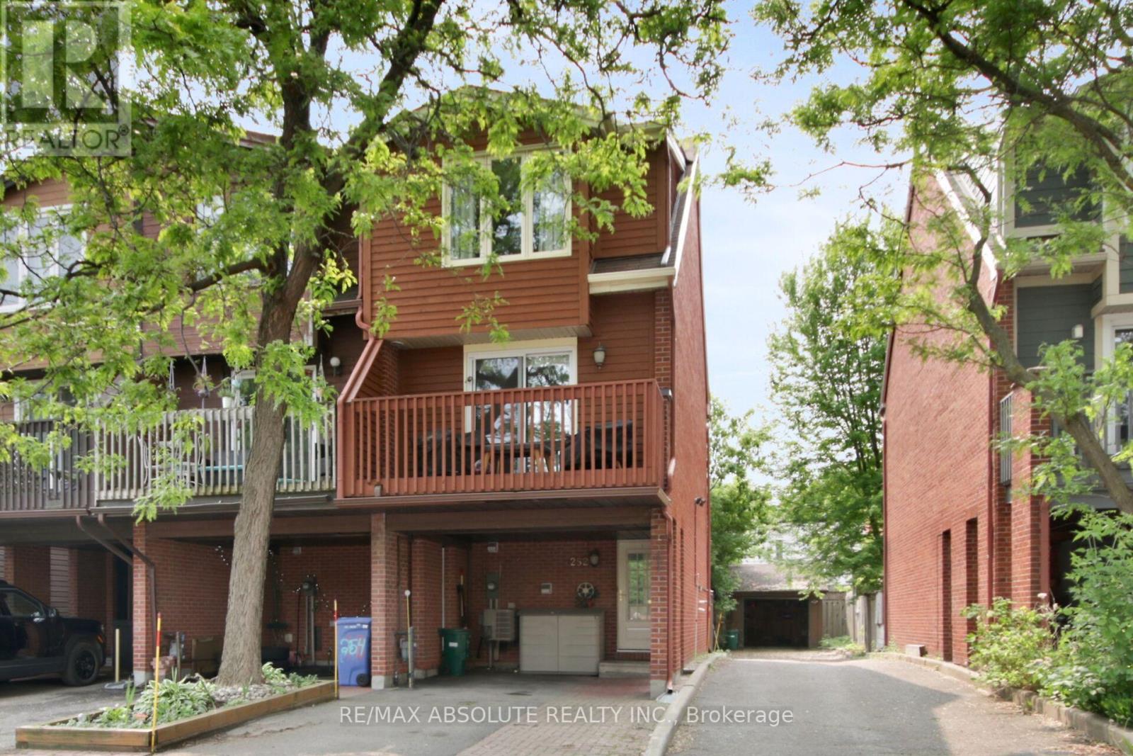 Property at 252 BRUYERE STREET image 2