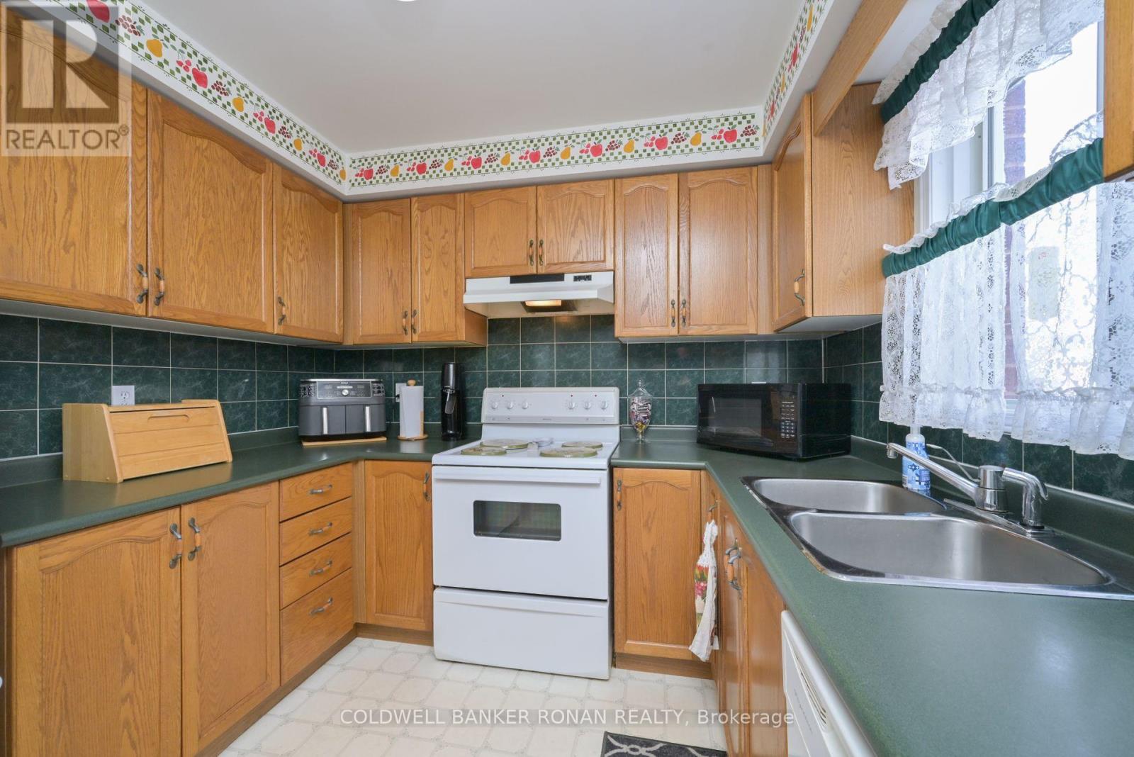51 Darling Crescent, New Tecumseth, Ontario  L9R 1P7 - Photo 7 - N11996441