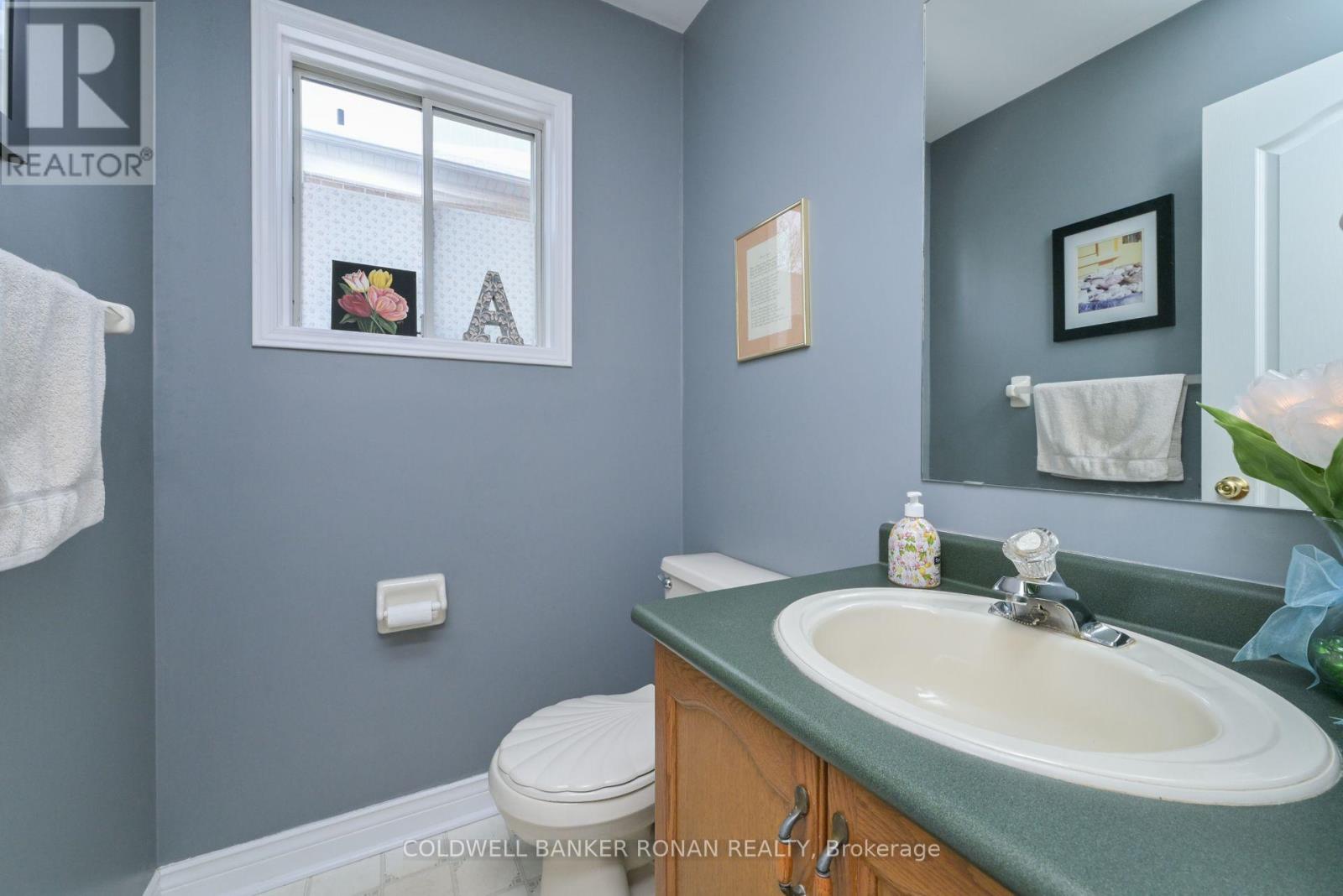 51 Darling Crescent, New Tecumseth, Ontario  L9R 1P7 - Photo 18 - N11996441