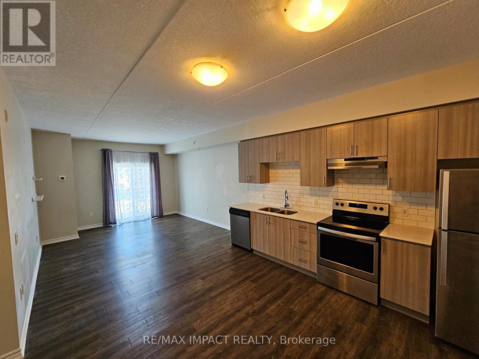 305 - 290 Liberty Street N, Clarington (Bowmanville), Ontario  L1C 0H3 - Photo 15 - E12112703