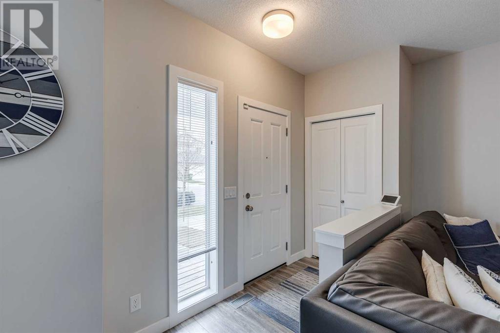 1187 Channelside Drive Sw, Airdrie, Alberta  T4B 4L3 - Photo 3 - A2216833