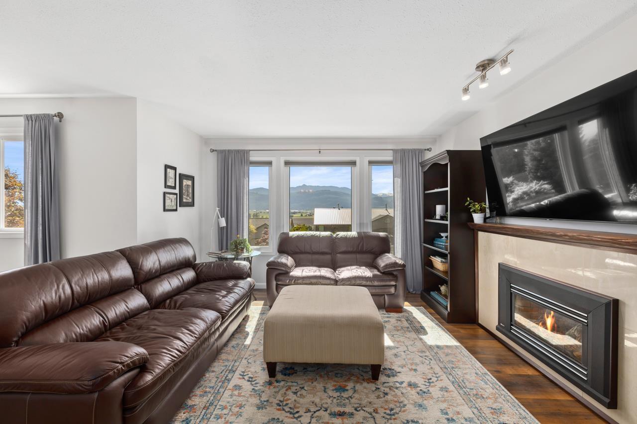 2223 Mountain Drive, Abbotsford, British Columbia  V3G 1E2 - Photo 6 - R3010215