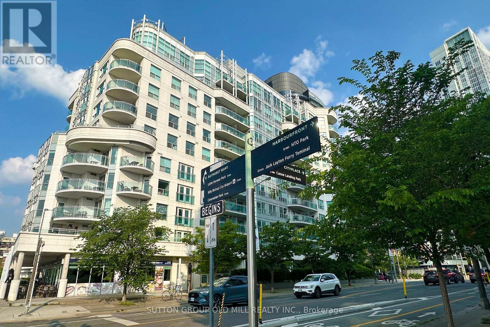 606 - 600 Queens Quay W, Toronto, Ontario  M5V 3M3 - Photo 1 - C12052118