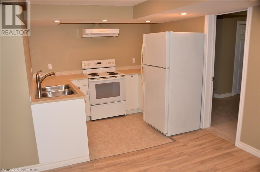 131 Council Crescent Unit# Bsmt, Ancaster, Ontario  L9G 1T9 - Photo 2 - 40736275