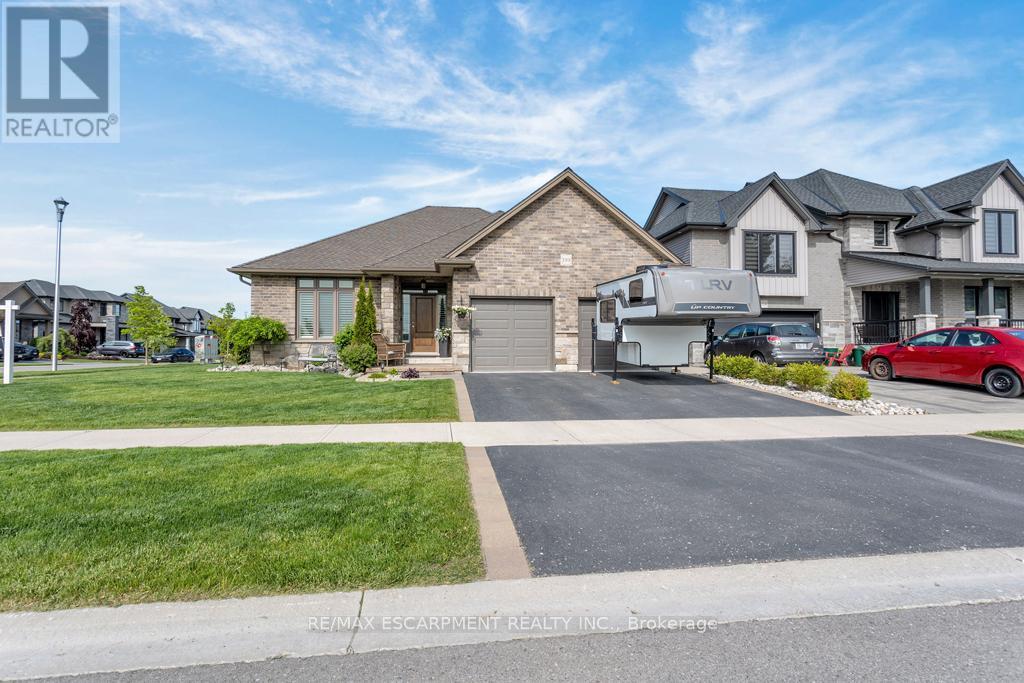 100 Tamarack Boulevard, Woodstock, Ontario  N4S 0E2 - Photo 42 - X12195585