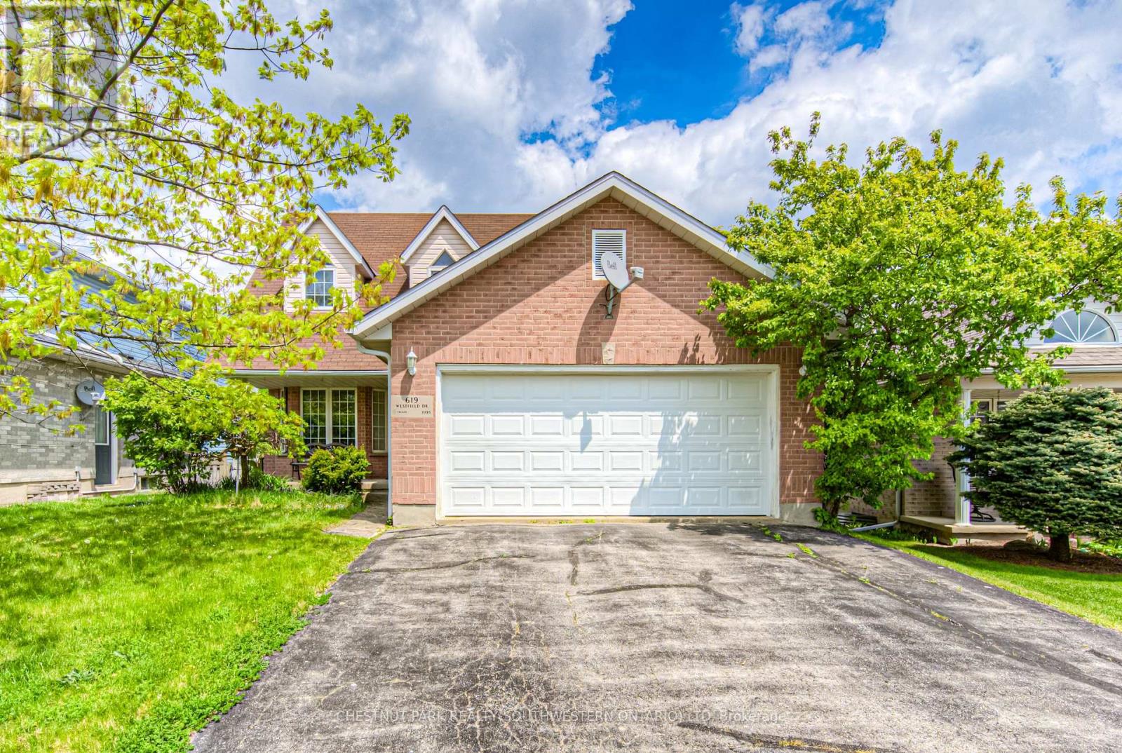 619 Westfield Drive, Waterloo, Ontario  N2T 2P2 - Photo 1 - X12195614