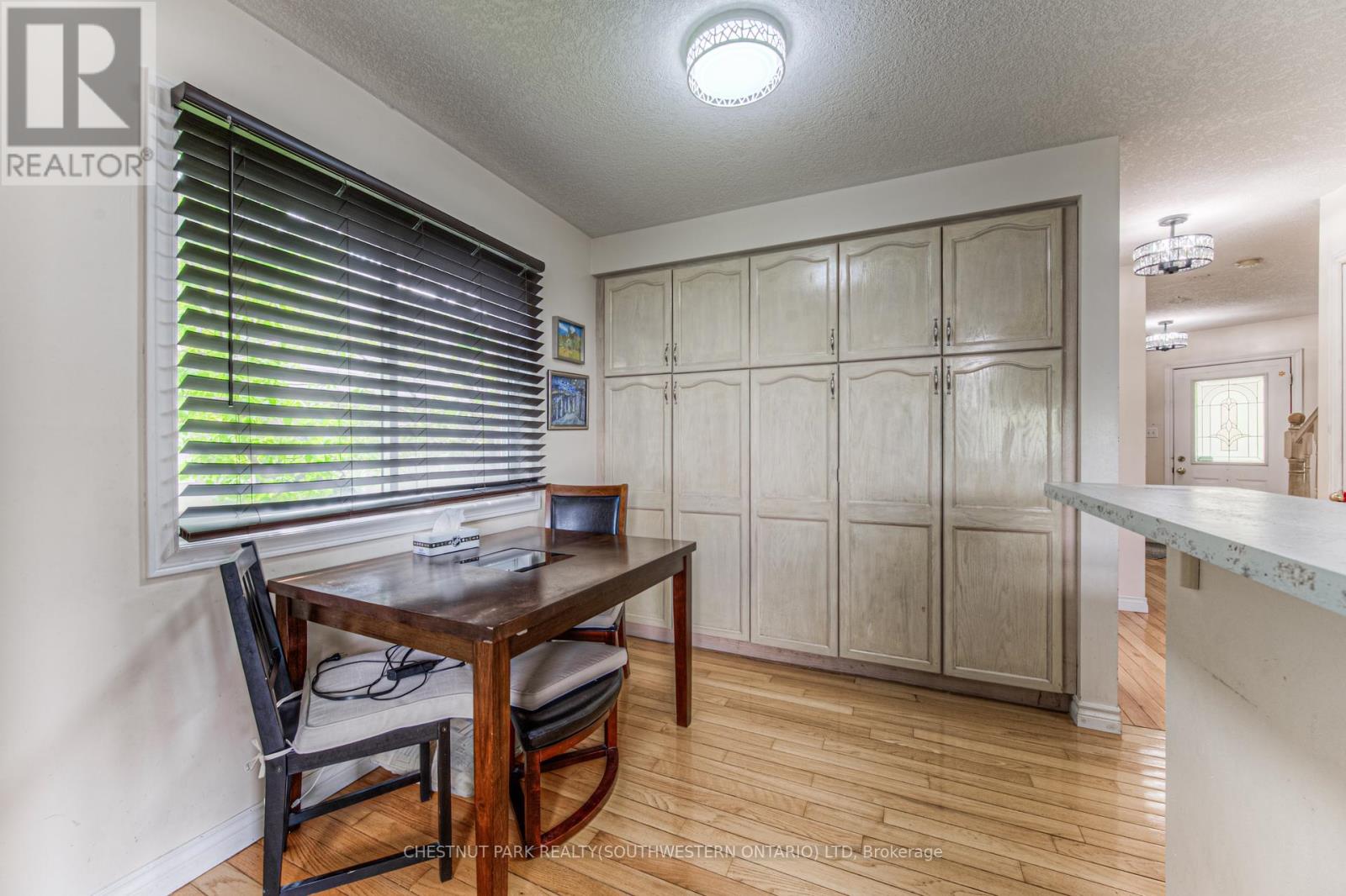 619 Westfield Drive, Waterloo, Ontario  N2T 2P2 - Photo 17 - X12195614