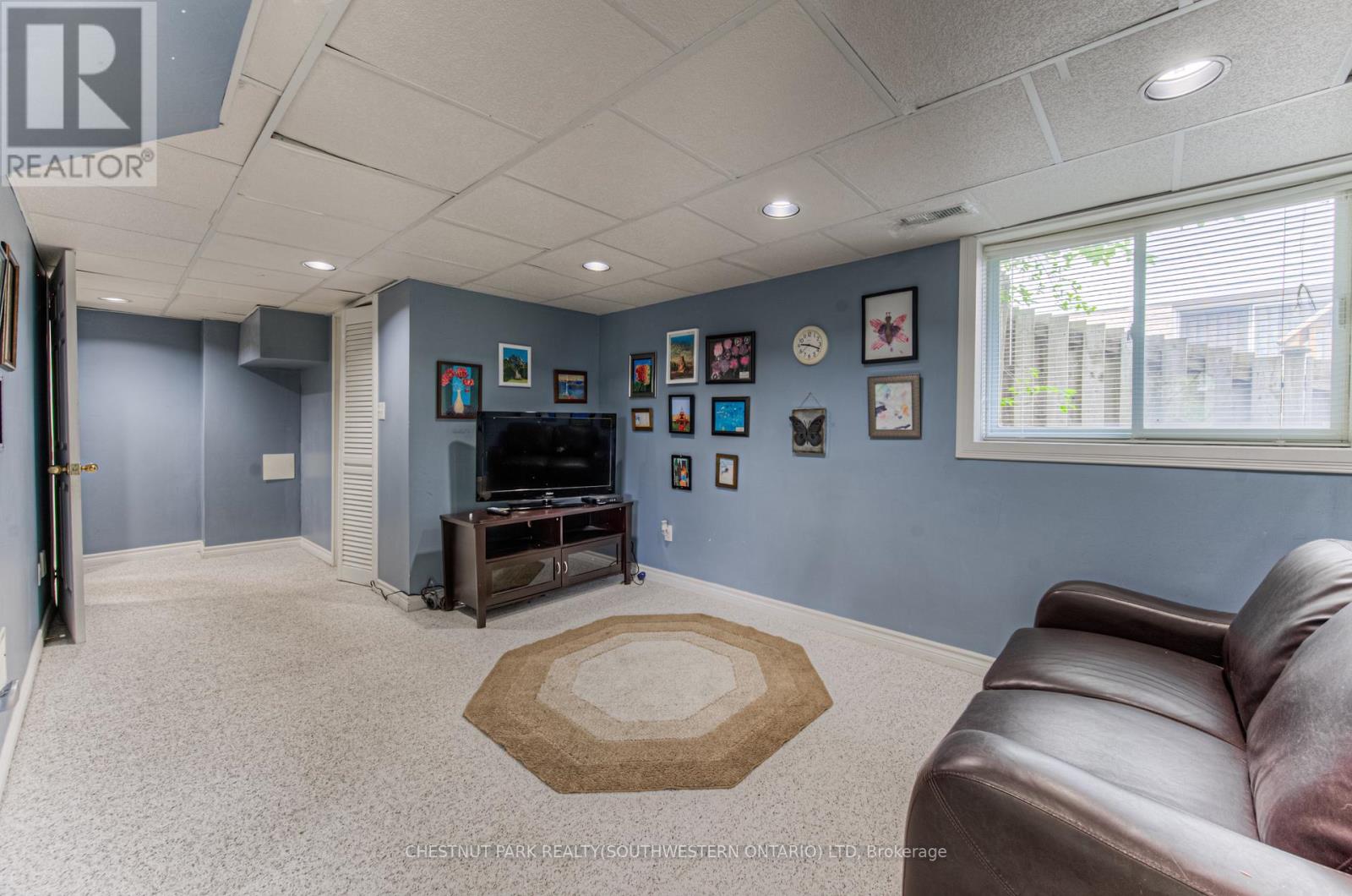 619 Westfield Drive, Waterloo, Ontario  N2T 2P2 - Photo 43 - X12195614