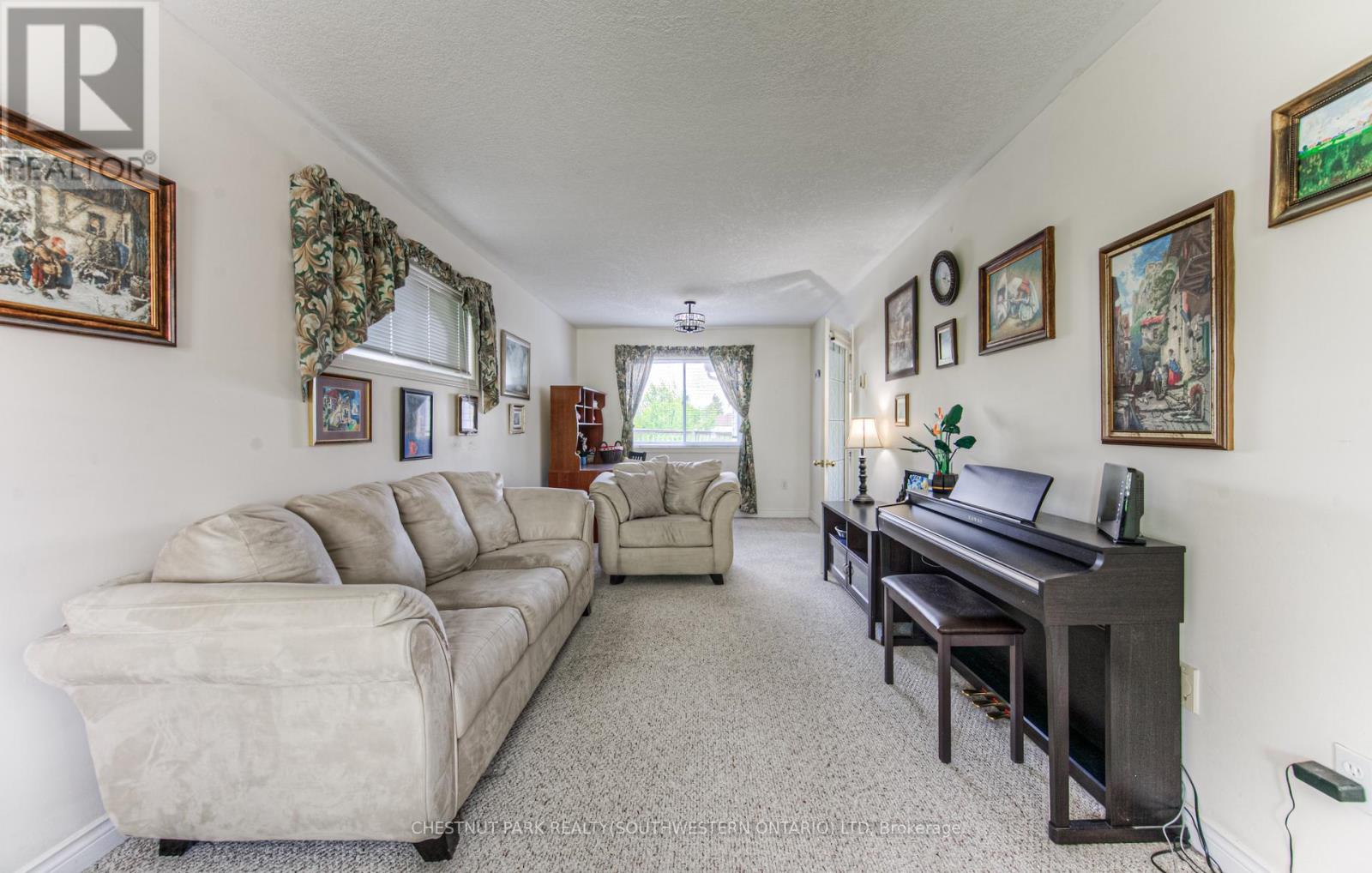 619 Westfield Drive, Waterloo, Ontario  N2T 2P2 - Photo 8 - X12195614
