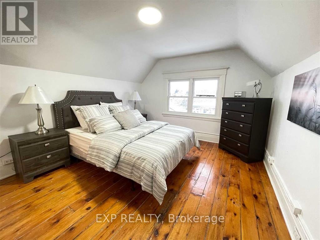 229 Locke Street S, Hamilton, Ontario  L8P 4B8 - Photo 25 - X12195653