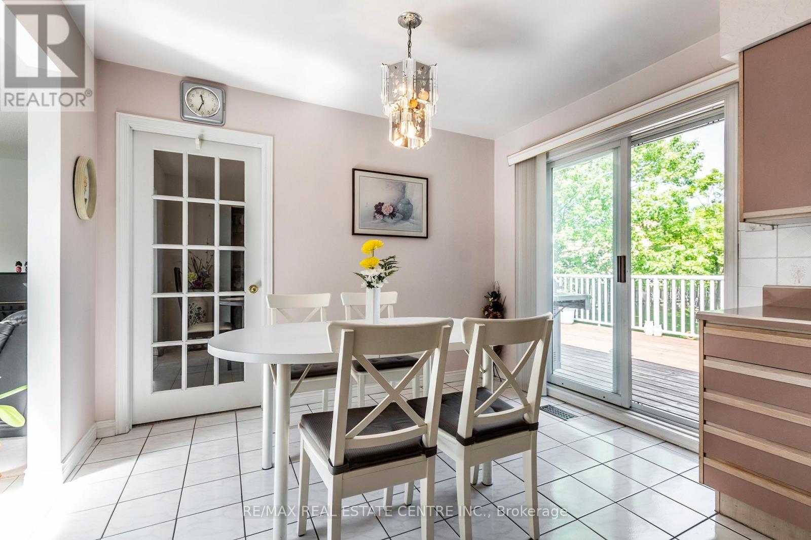 1241 Rose Street, Cambridge, Ontario  N3H 5K9 - Photo 11 - X12195661
