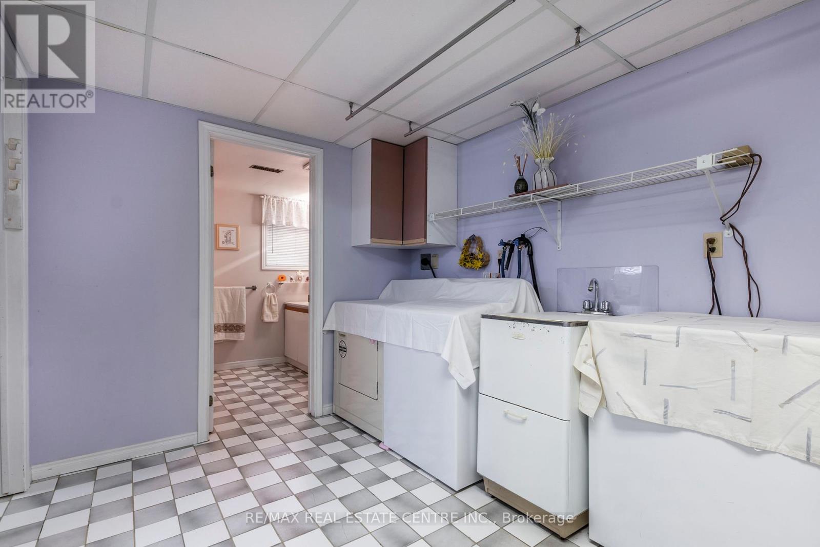 1241 Rose Street, Cambridge, Ontario  N3H 5K9 - Photo 31 - X12195661