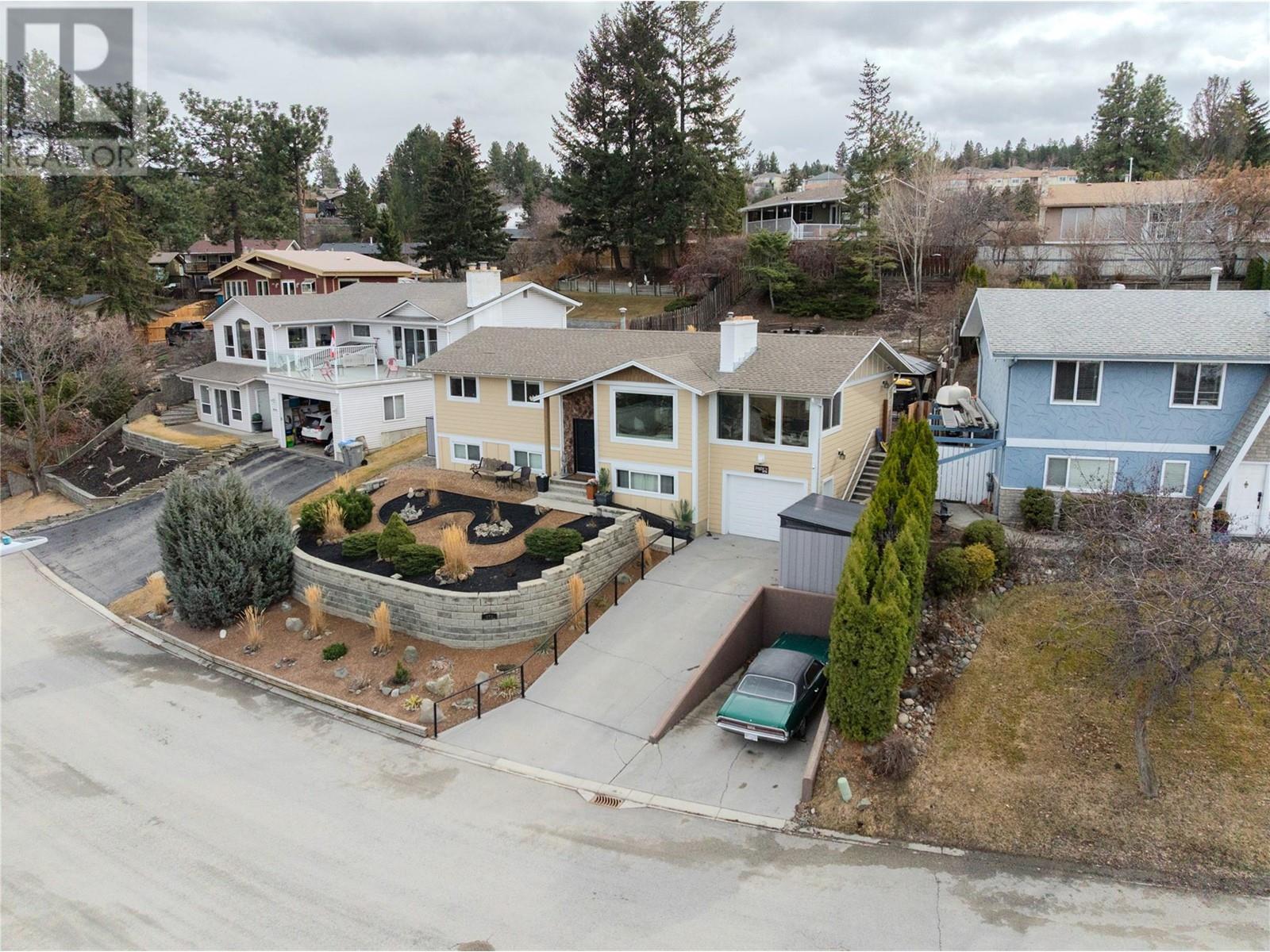 878 Gleneagles Drive, Kamloops, British Columbia