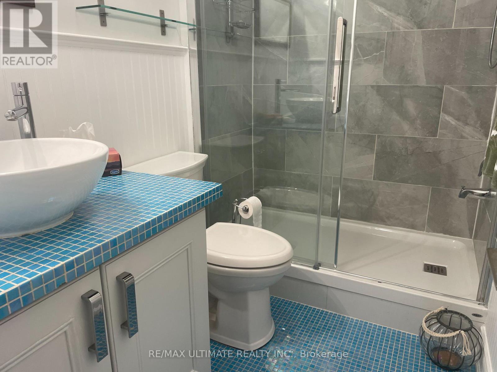 Main Floor - 110 Margueretta Street, Toronto, Ontario  M6H 3S3 - Photo 7 - C12194933