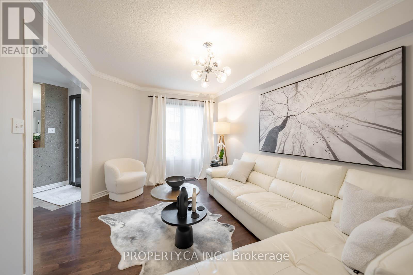 738 Aspen Road, Pickering, Ontario  L1V 4H2 - Photo 5 - E12195728