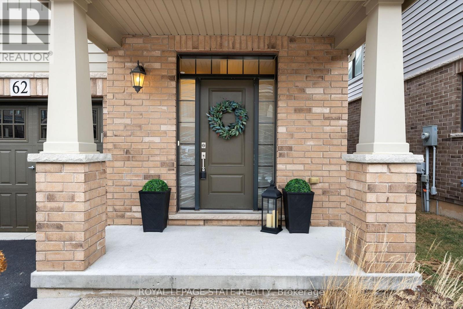 62 Waterview Lane, Grimsby, Ontario  L3M 0H2 - Photo 2 - X12144433