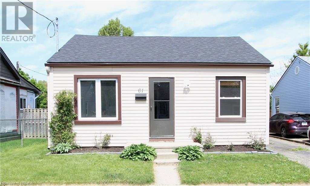 61 Ninth Avenue, Brantford, Ontario  N3S 1E3 - Photo 1 - 40737496