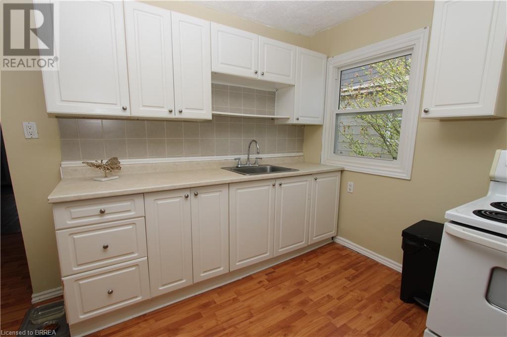 61 Ninth Avenue, Brantford, Ontario  N3S 1E3 - Photo 24 - 40737496