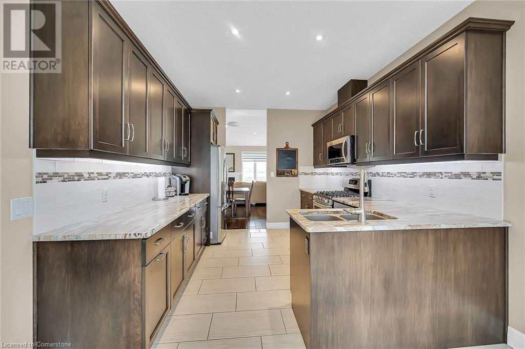 247 Munnoch Boulevard Unit# 24, Woodstock, Ontario  N4T 0K2 - Photo 9 - 40737311