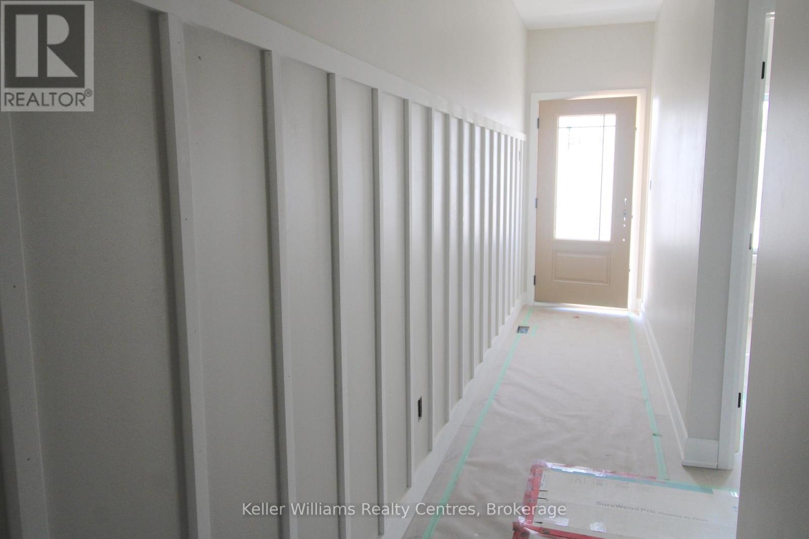 738 18th Street, Hanover, Ontario  N4N 0C7 - Photo 2 - X12061910