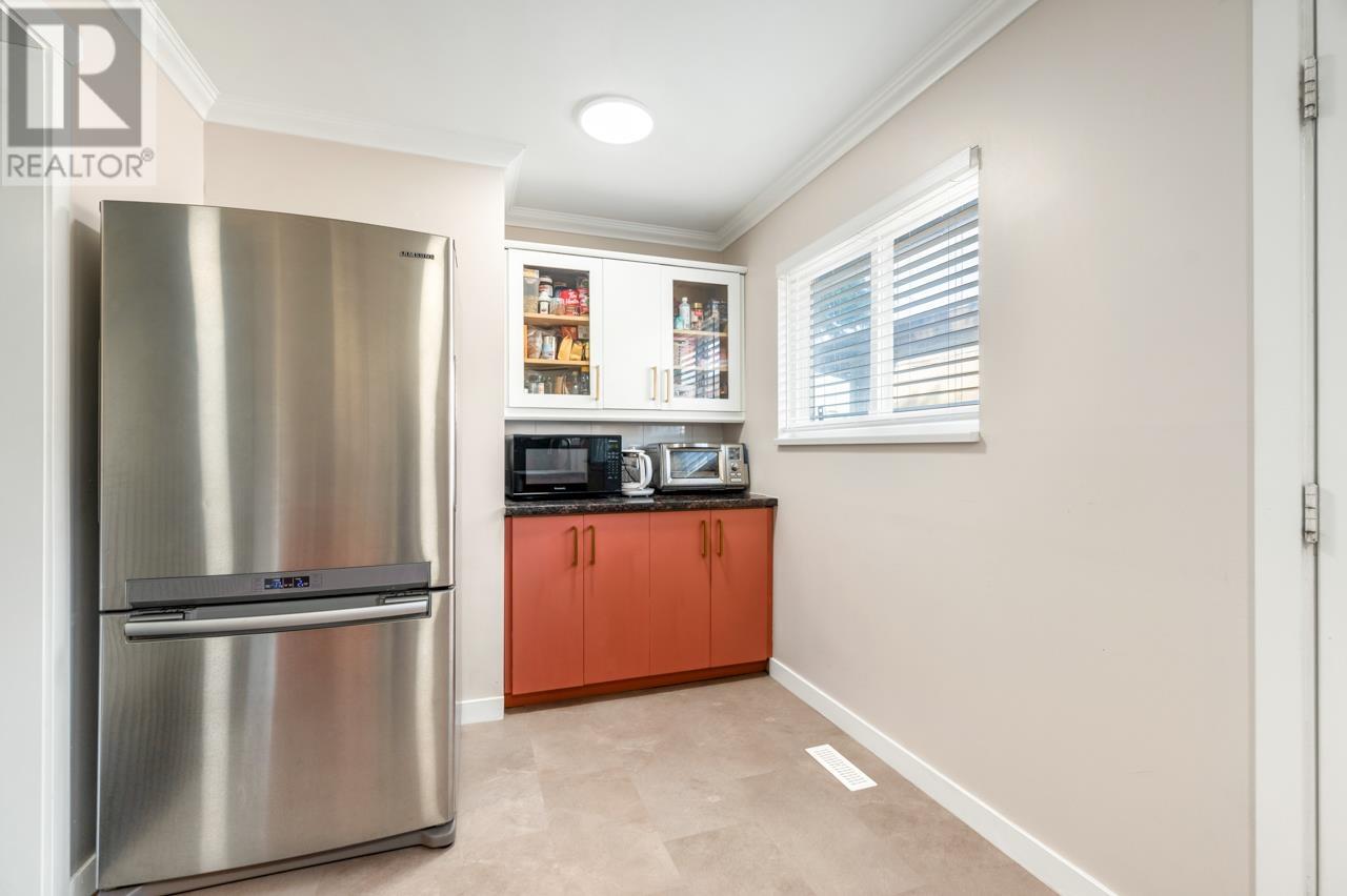 10860 Bonavista Gate, Richmond, British Columbia  V7E 4K3 - Photo 6 - R3011034