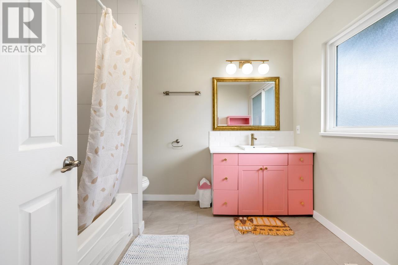10860 Bonavista Gate, Richmond, British Columbia  V7E 4K3 - Photo 10 - R3011034