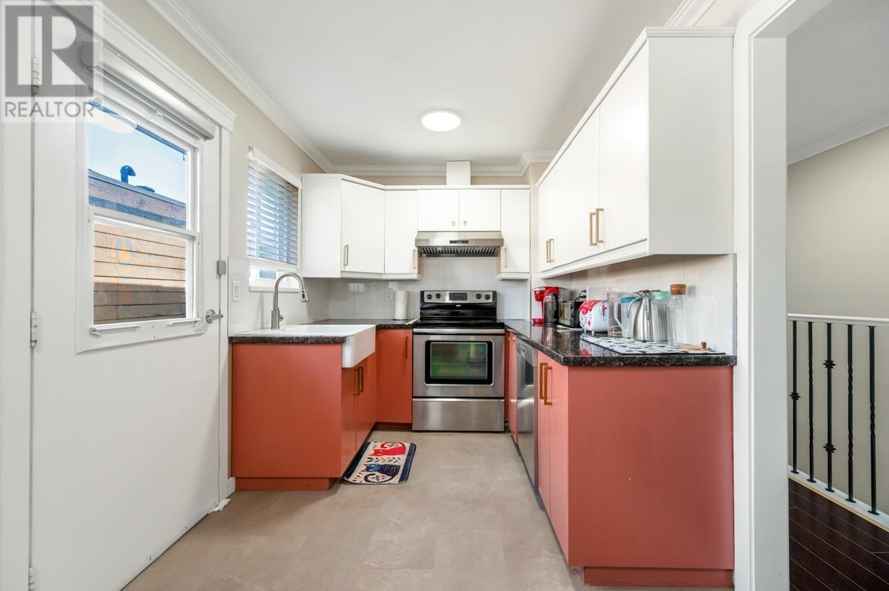 Property at 10860 BONAVISTA GATE image 5