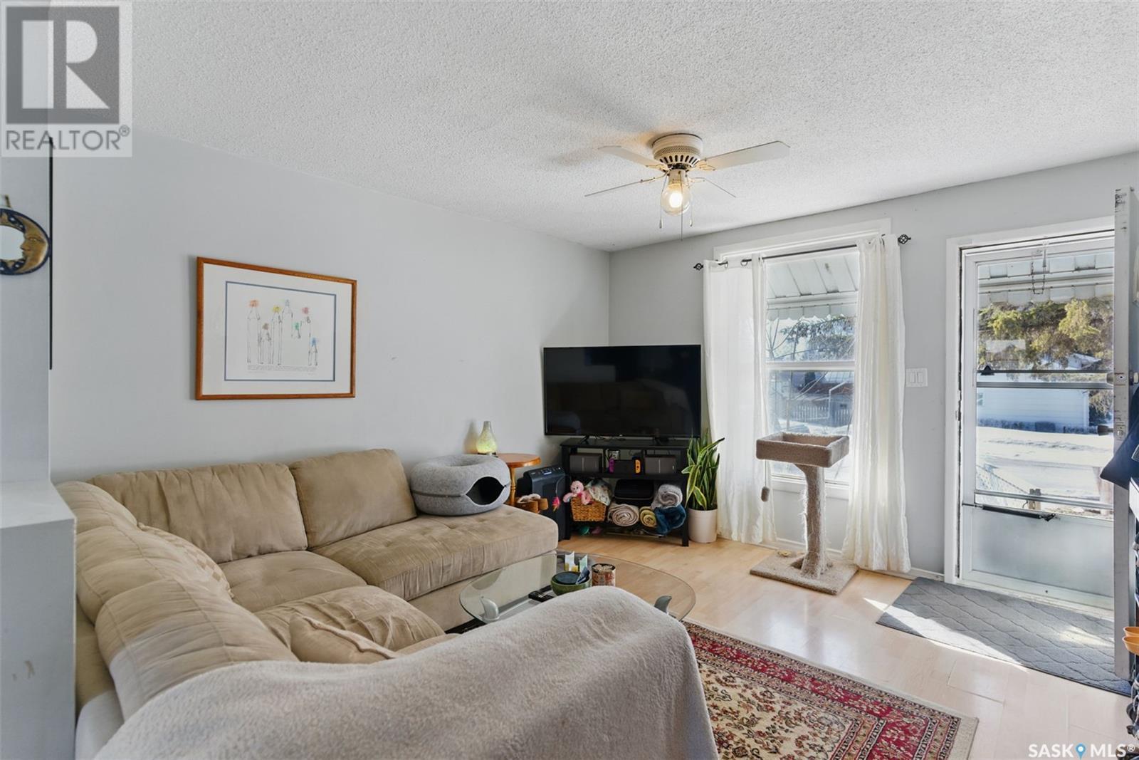 517 Isabella Street W, Saskatoon, Saskatchewan  S7M 0E3 - Photo 3 - SK008284