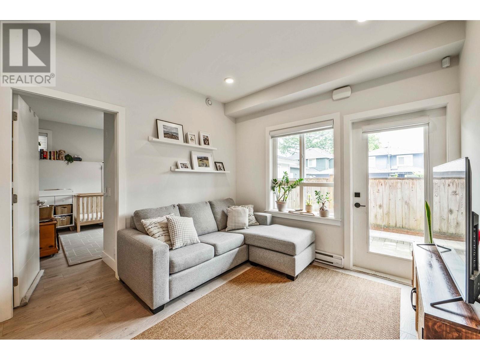 1 2717 Horley Street, Vancouver, British Columbia  V5R 4R7 - Photo 4 - R3011024