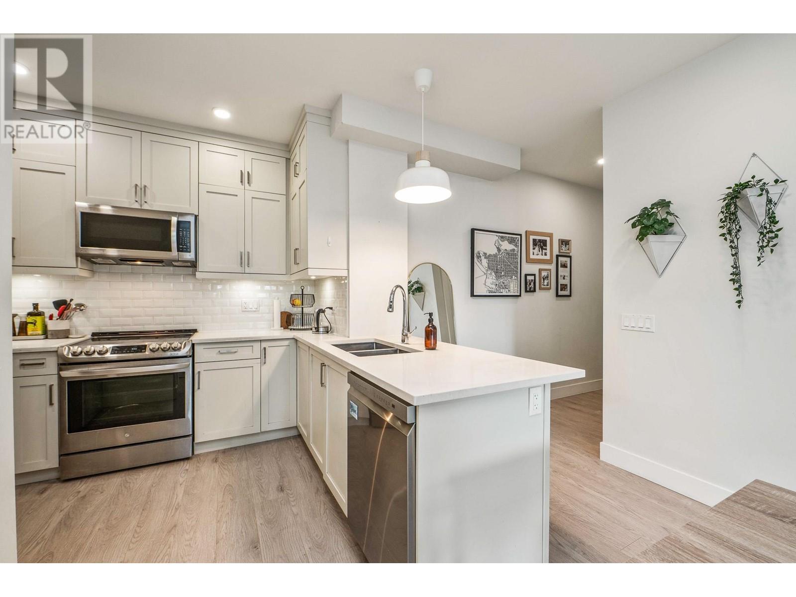 1 2717 Horley Street, Vancouver, British Columbia  V5R 4R7 - Photo 12 - R3011024