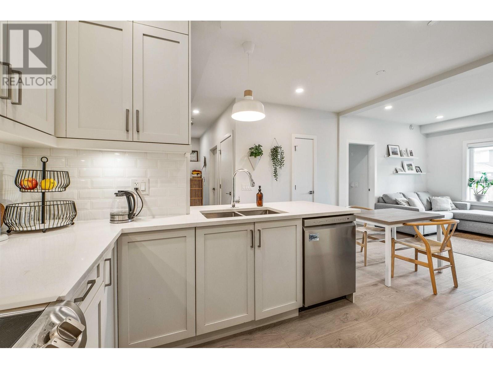 1 2717 Horley Street, Vancouver, British Columbia  V5R 4R7 - Photo 15 - R3011024