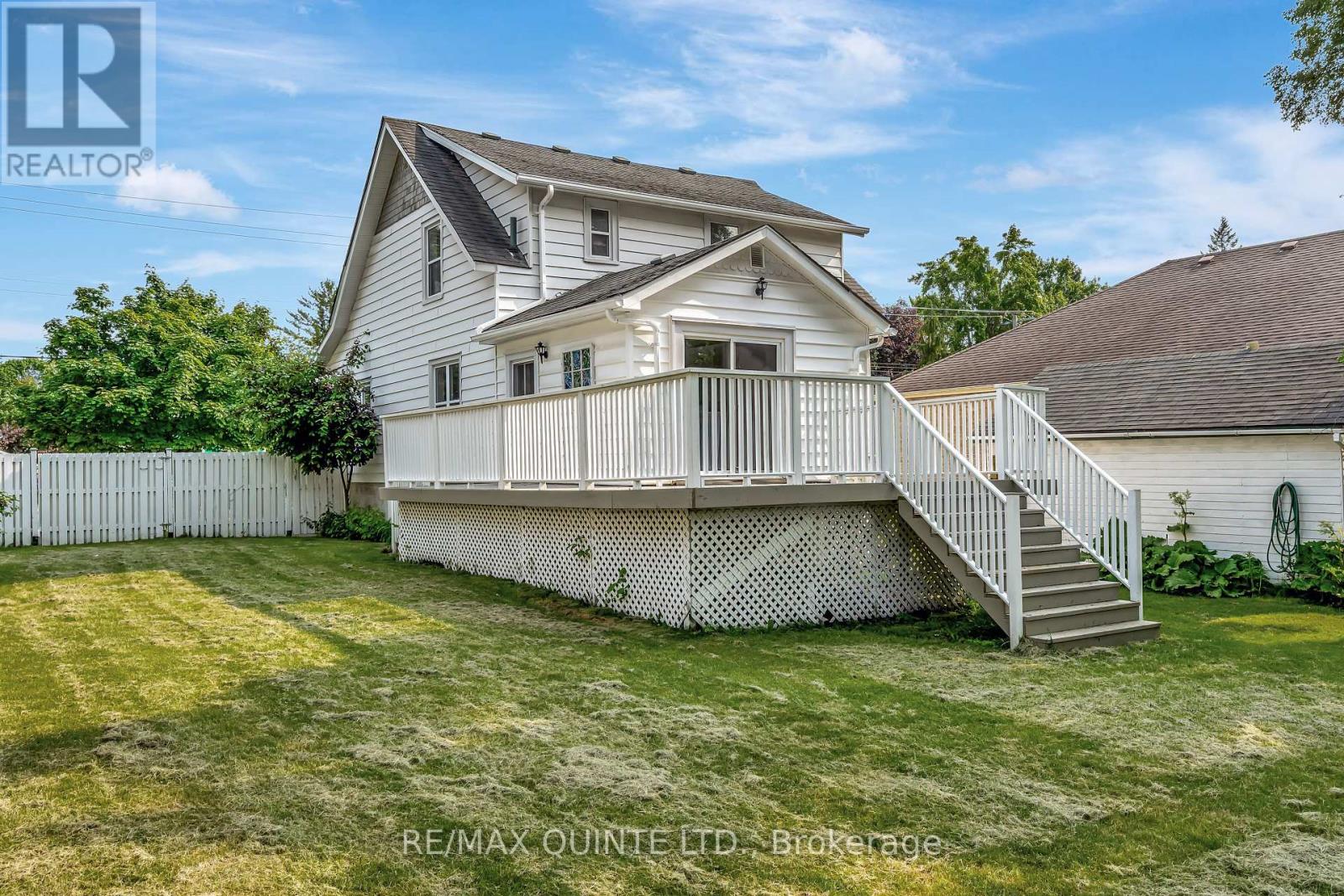 264 Victoria Avenue, Belleville, Ontario  K8N 2C6 - Photo 33 - X12180946