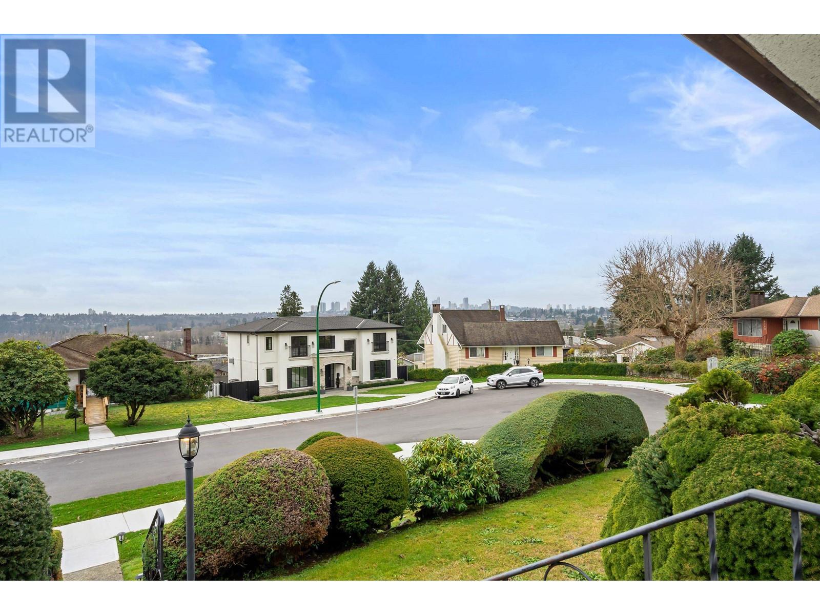 Property at 6825 HYCREST DRIVE image 5