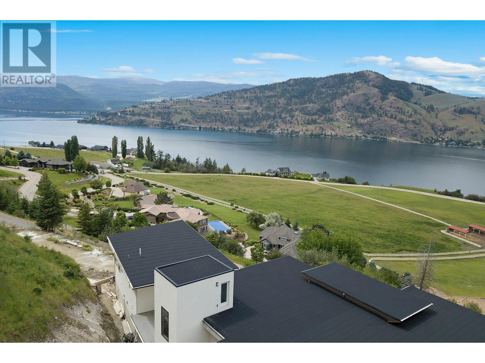 120 Sunset Boulevard, Vernon, British Columbia  V1H 1T7 - Photo 2 - 10334559