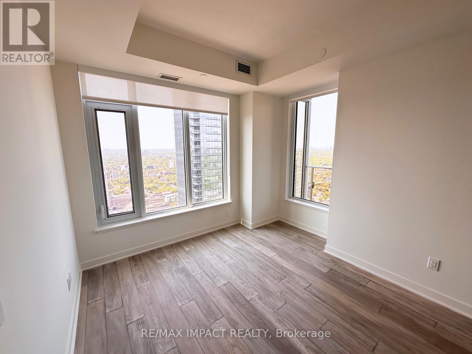 4602 - 11 Yorkville Avenue, Toronto, Ontario  M4W 1L2 - Photo 13 - C12195836