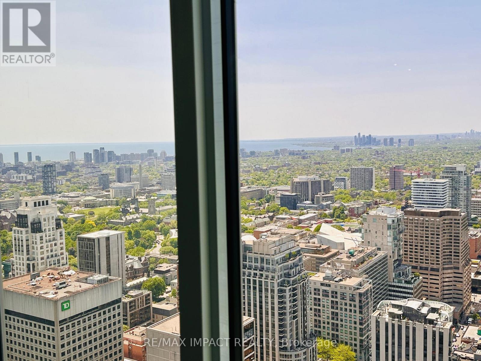 4602 - 11 Yorkville Avenue, Toronto, Ontario  M4W 1L2 - Photo 24 - C12195836