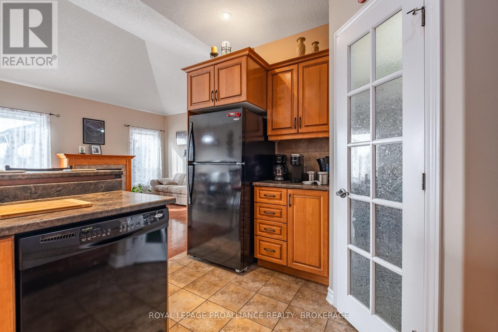 226 Rose Abbey Drive, Kingston, Ontario  K7K 0A2 - Photo 11 - X12195941