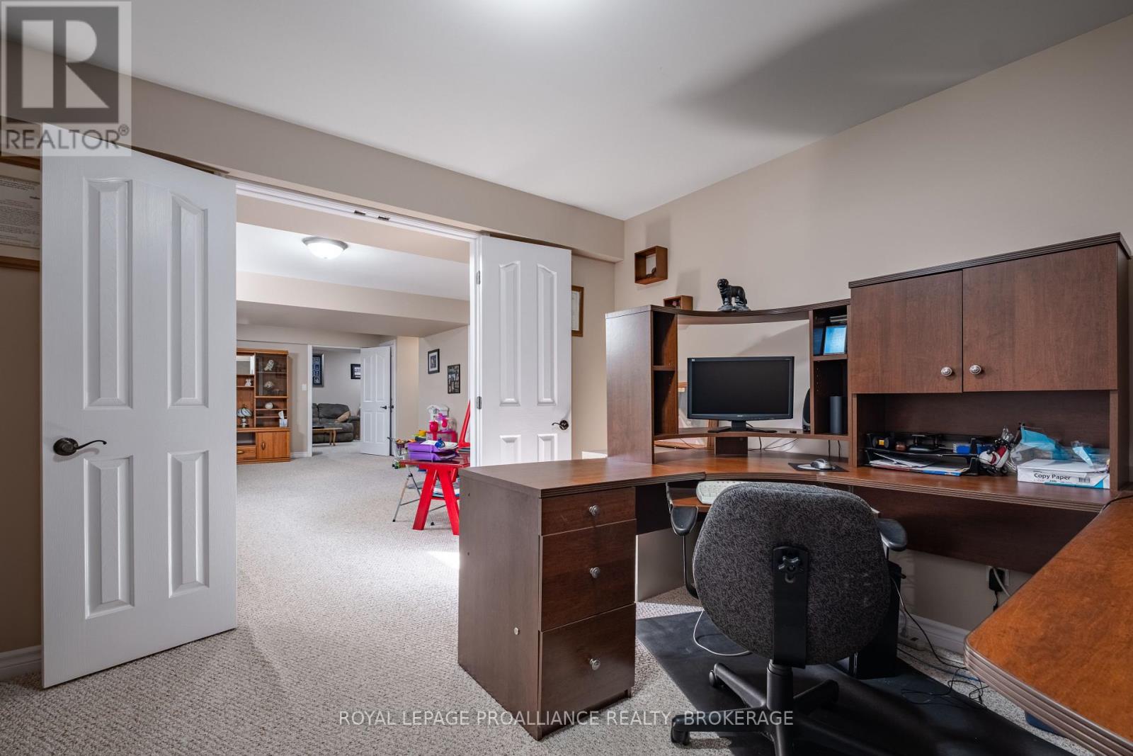 226 Rose Abbey Drive, Kingston (Kingston East (Incl Barret Crt)), Ontario  K7K 0A2 - Photo 29 - X12195941