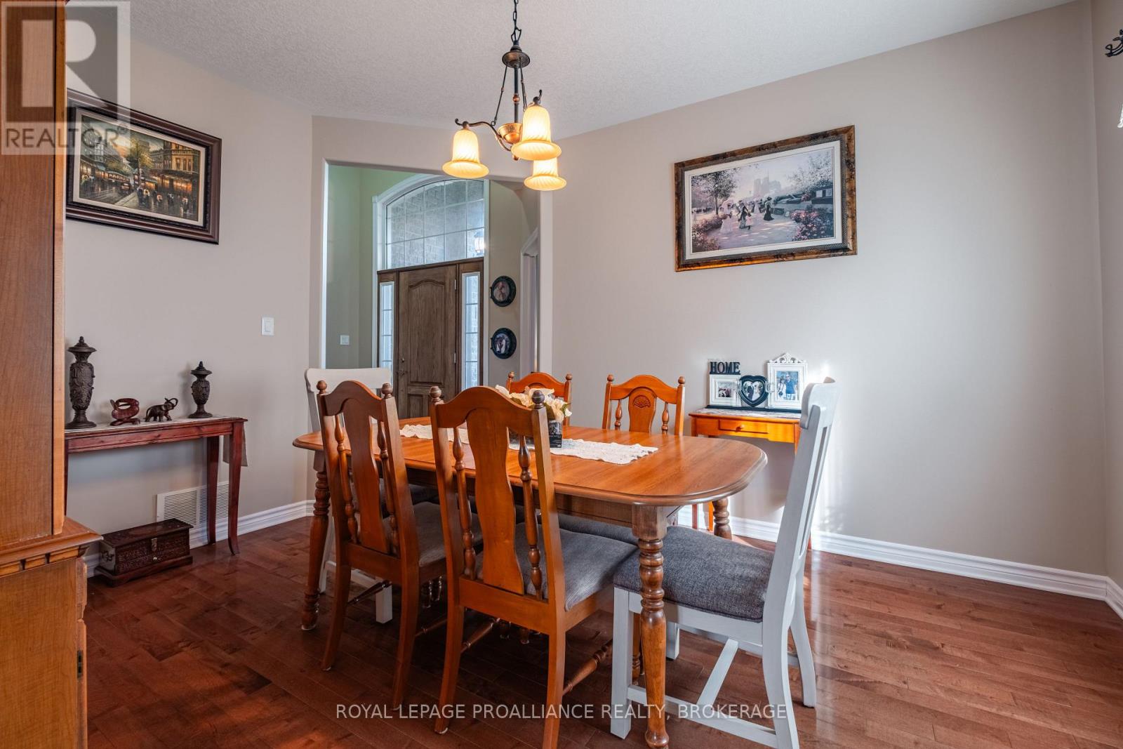 226 Rose Abbey Drive, Kingston (Kingston East (Incl Barret Crt)), Ontario  K7K 0A2 - Photo 9 - X12195941
