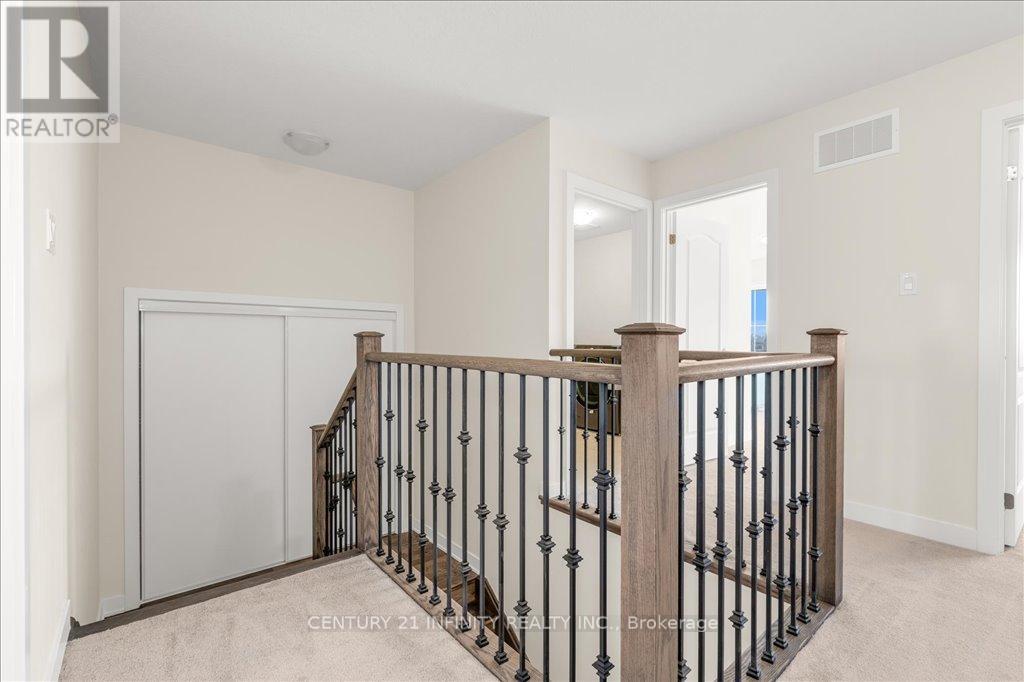 394 Eastbridge Avenue, Welland, Ontario  L3B 0M7 - Photo 20 - X12195982