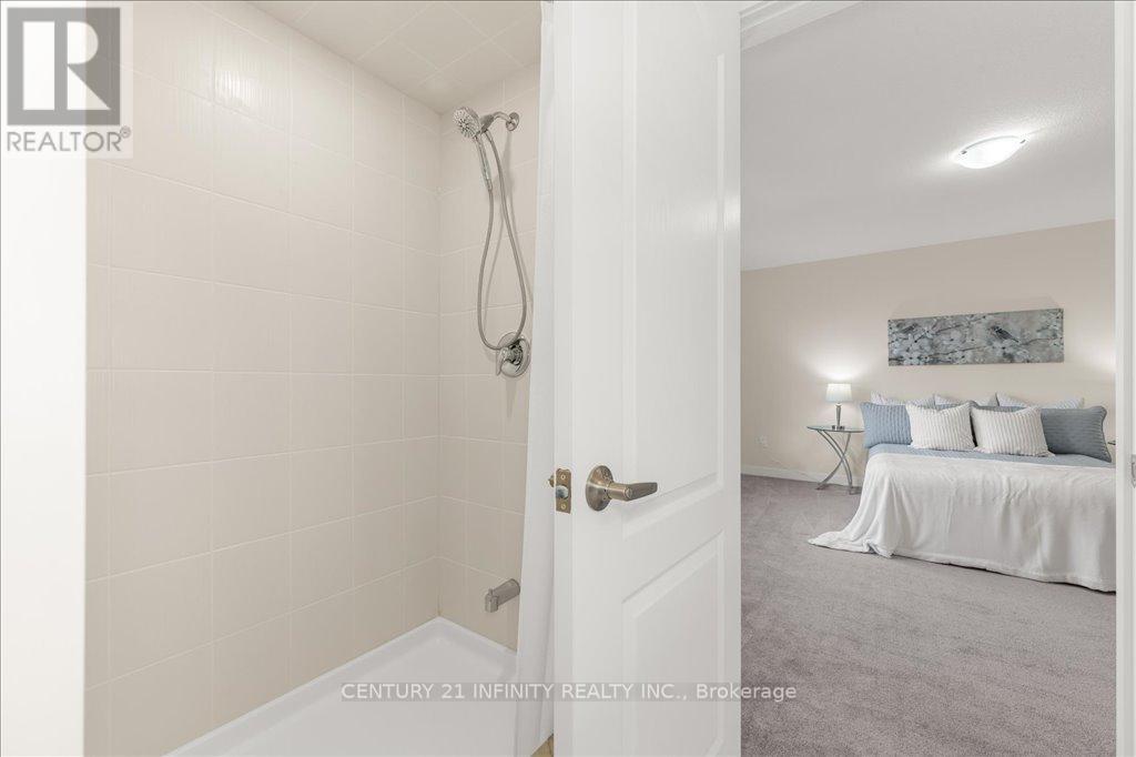 394 Eastbridge Avenue, Welland, Ontario  L3B 0M7 - Photo 26 - X12195982
