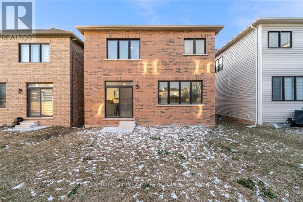 394 Eastbridge Avenue, Welland, Ontario  L3B 0M7 - Photo 40 - X12195982