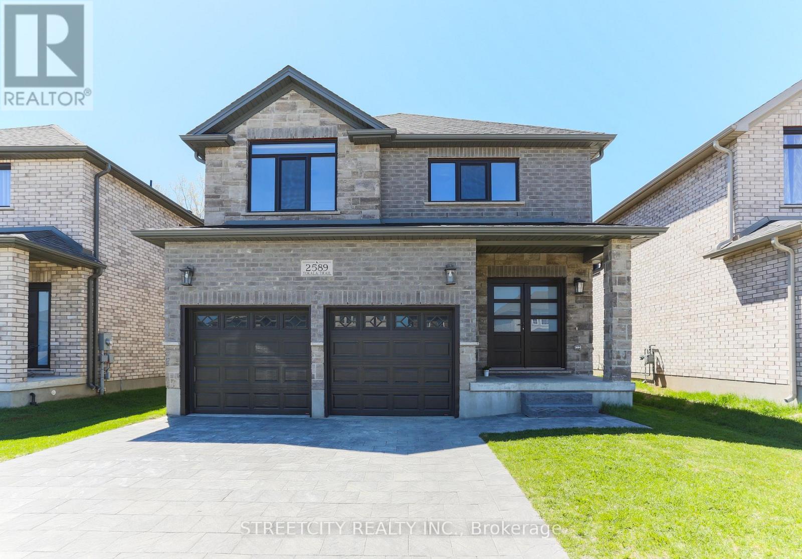 2589 TOKALA TRAIL, London North, Ontario