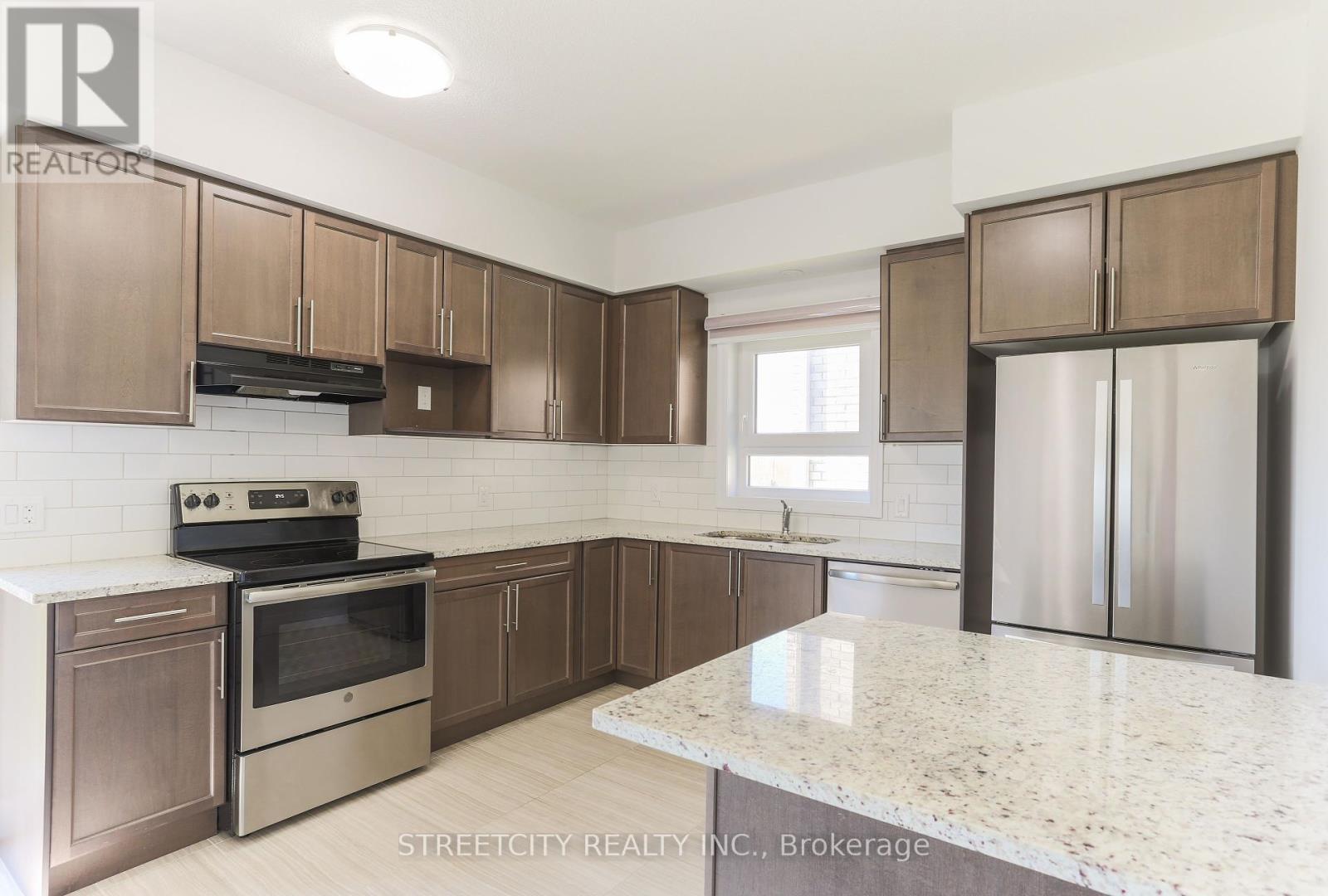 2589 Tokala Trail, London North, Ontario  N6G 0M4 - Photo 14 - X12195972