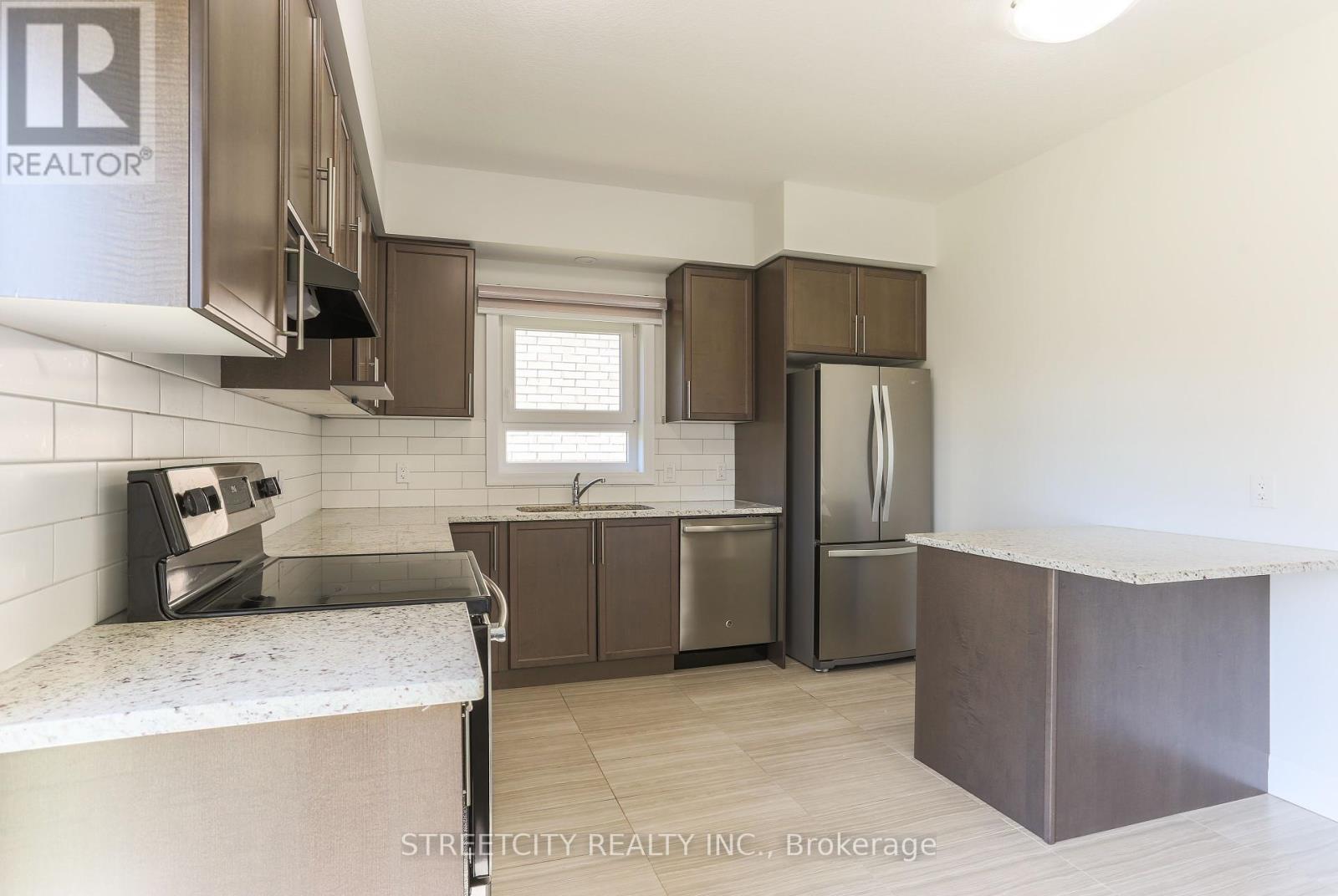 2589 Tokala Trail, London North, Ontario  N6G 0M4 - Photo 15 - X12195972