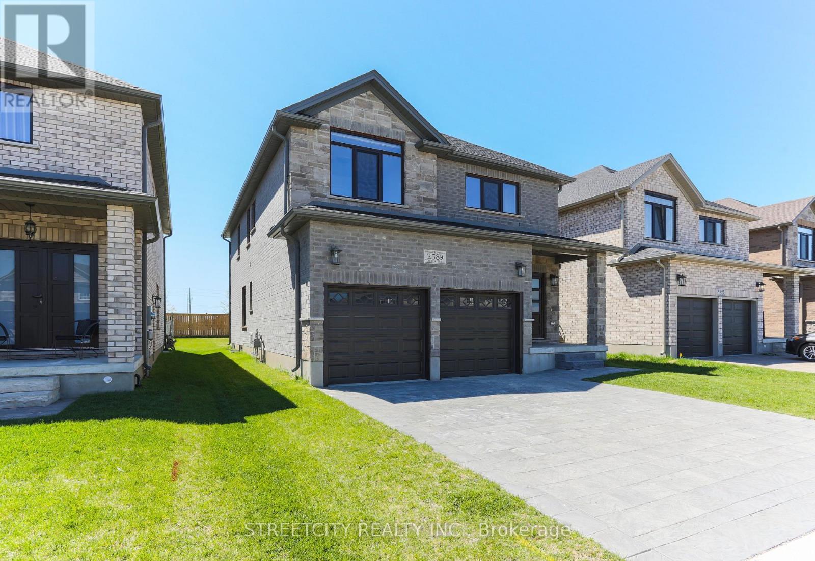 2589 Tokala Trail, London North, Ontario  N6G 0M4 - Photo 2 - X12195972