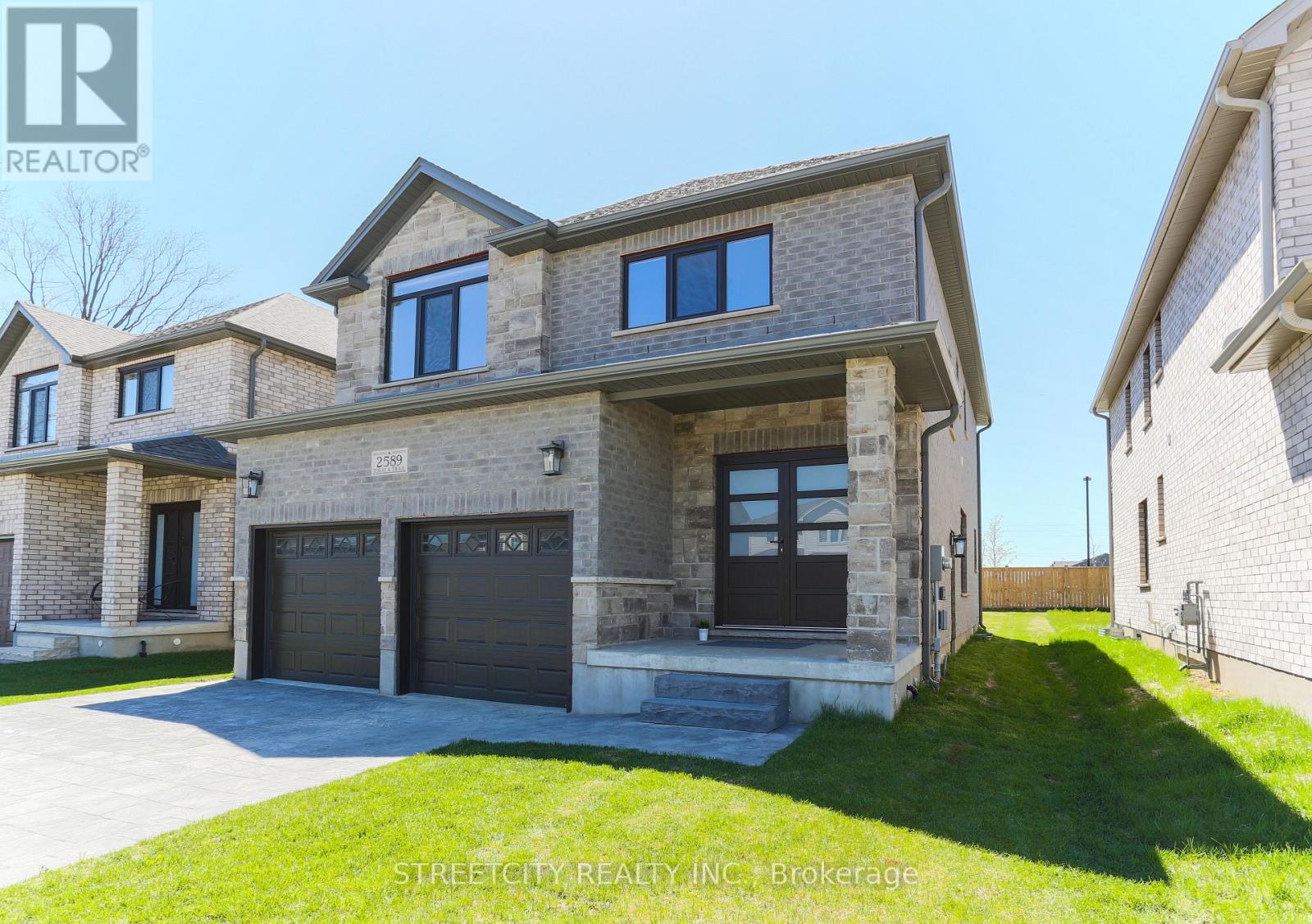 2589 Tokala Trail, London North, Ontario  N6G 0M4 - Photo 3 - X12195972