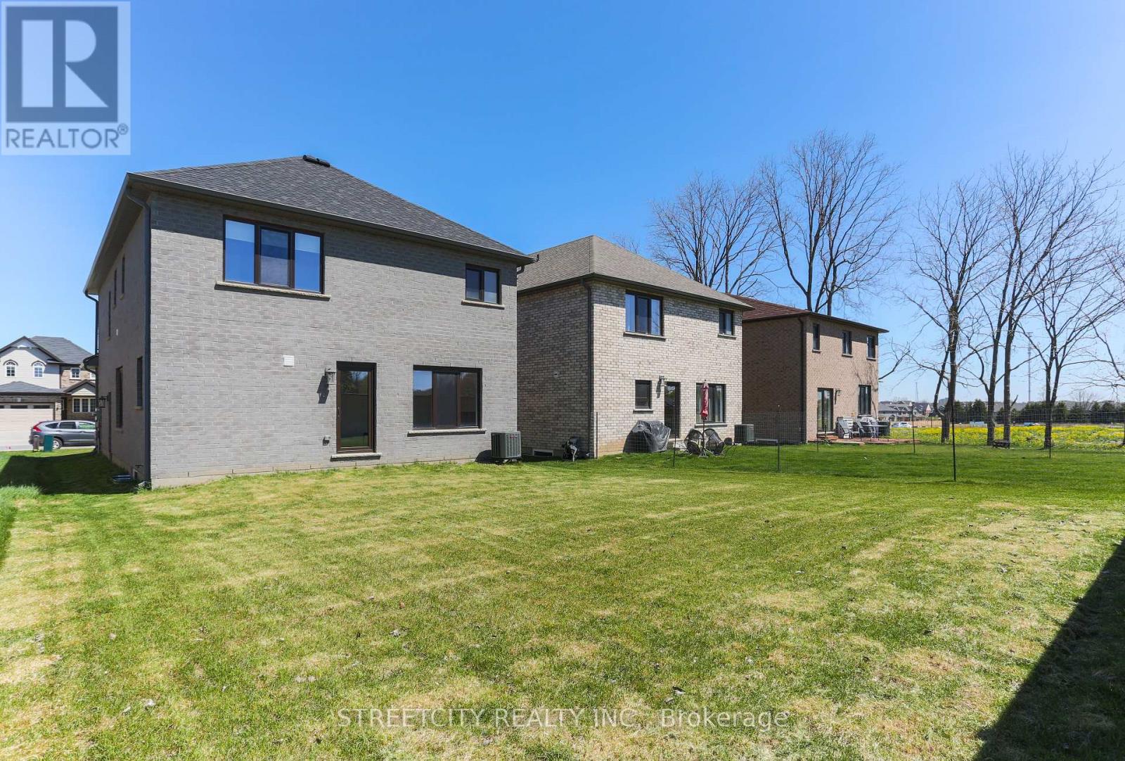 2589 Tokala Trail, London North, Ontario  N6G 0M4 - Photo 34 - X12195972