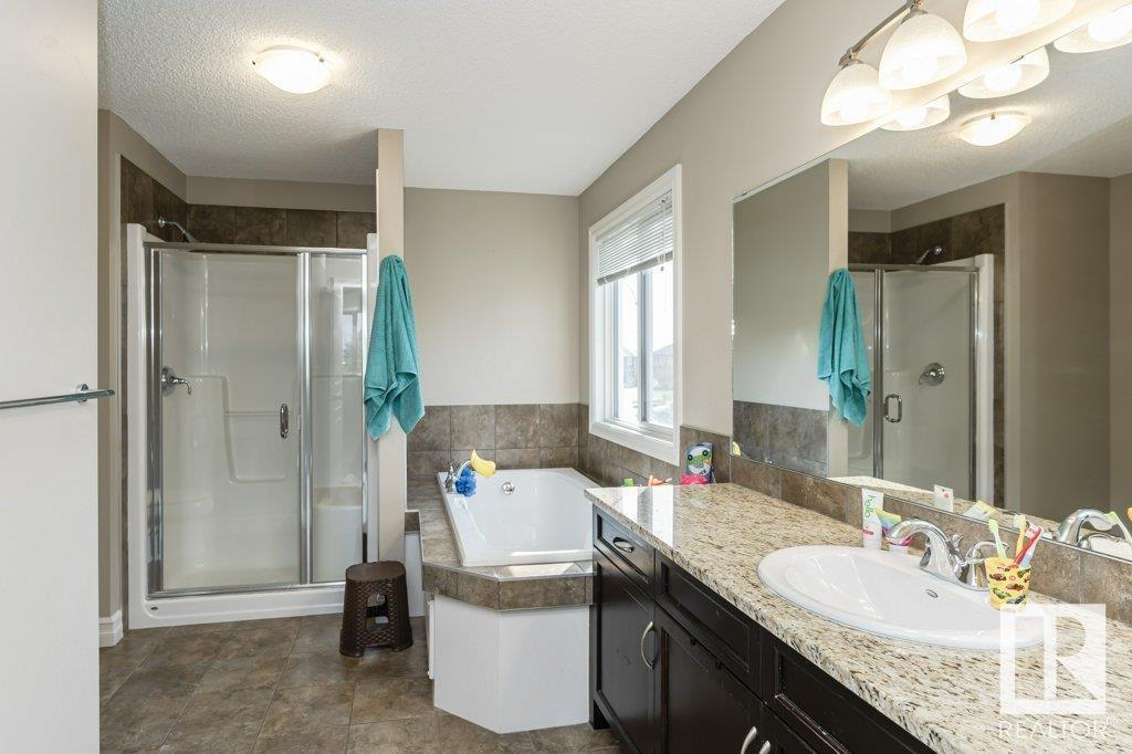 1920 33b St Nw, Edmonton, Alberta  T6T 0L3 - Photo 35 - E4440297